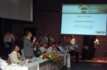 Aldo Rebelo deve apresentar relatório do Código Florestal em março