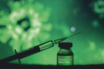 43 a 49 anos recebem 2ª dose amanhã no drive