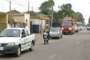 Departamento de Esportes realiza carreata e confraternização histórica para campeões