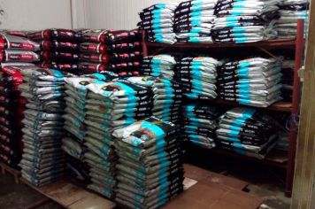 Programa Banco de Ração já distribuiu mais de 13 mil kg de ração para cães e gatos em Paraguaçu Paulista