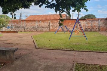 Operação de poda e limpeza nas imediações da Vila Priante