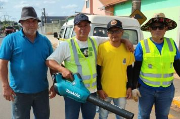 Departamento de Trânsito recebe novo equipamento para auxiliar no serviço de pintura de vias