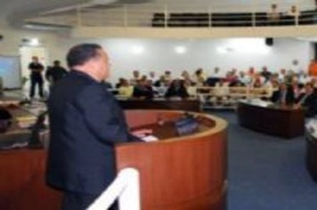 DISCURSO DE POSSE DO NOVO PREFEITO DE PARAGUAÇU PAULISTA - DR. EDINEY TAVEIRA QUEIRÓZ