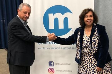 Prefeita participa do lançamento da Frente Parlamentar de apoio aos Consórcios e Associações Intermunicipais