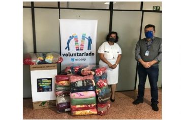 Fundo Social encerra Campanha Inverno Solidário com doação da Sabesp