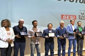 Paraguaçu Paulista é homenageada no encontro estadual dos municípios parceiros do SESI Atleta do Futuro