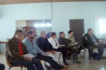 Paraguaçu presente na reunião da Famhesp em Iacanga