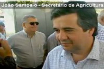 Secretário de Agricultura entrega equipamentos para produtores rurais