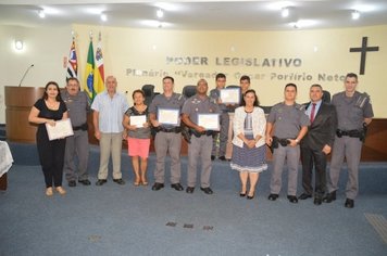 Policiais militares que atuam no Proerd são homenageados, em Paraguaçu Paulista