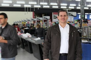 Reajuste do Cartão Alimentação da prefeitura aquece a economia em Paraguaçu