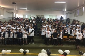 Formatura do PROERD agita estudantes da rede municipal de ensino