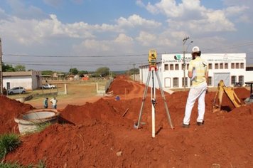 Obras de contenção de águas pluviais no Lina Leuzzi serão concluídas em dois meses e meio
