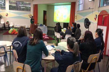 Educação promove capacitação para professores de creches