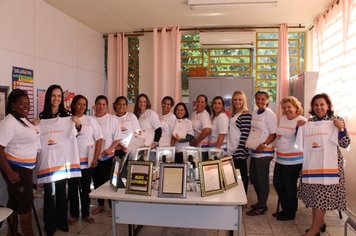 Conceição e Roseta recebem Escola de Beleza