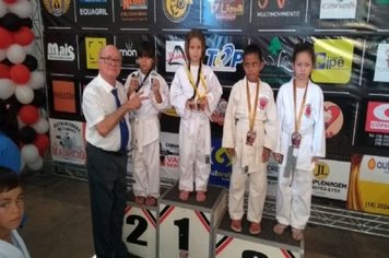 Alunas do projeto “Alunos Hoje, Atletas Amanhã” de Roseta são campeãs no Judô