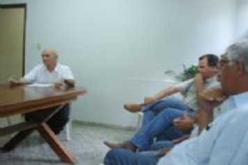 Prefeito reúne diretores agradece empenho, avalia o ano e acelera o ritmo para 2010