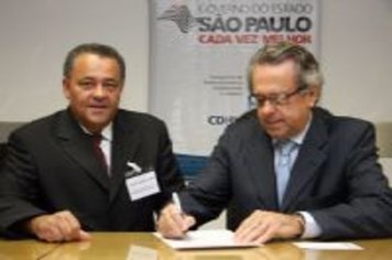 Prefeito Ediney assina protocolo e Unidades Habitacionais da CDHU serão construídas em Paraguaçu