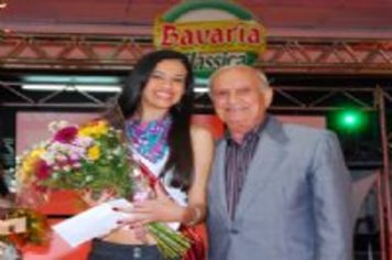 Thais Anário é a Rainha da 9ª Expo Paraguaçu