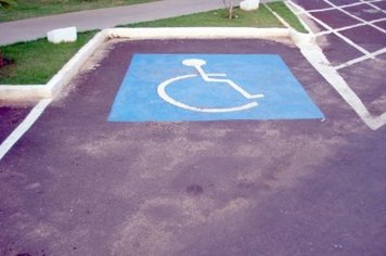 Prefeitura inicia cadastramento de idosos e portadores de necessidades especiais para vagas de estacionamento