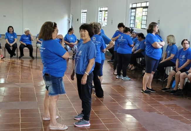 Esporte Melhora Idade núcleo Vila Gammon/Francisco Roberto comemora em grande estilo o Dia das Mães em Paraguaçu Paulista