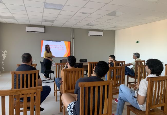 Apresentação do Plano de Trabalho da Lei Paulo Gustavo reúne artistas em Paraguaçu Paulista