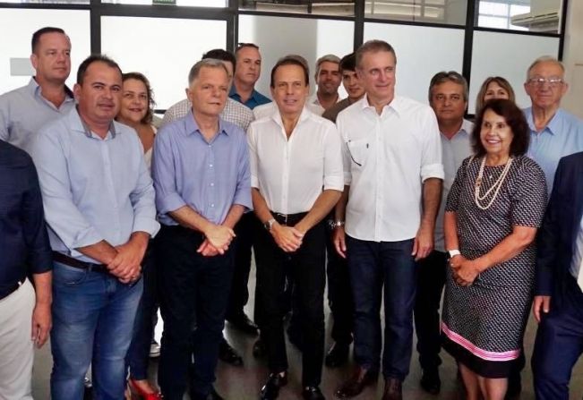 Prefeita acompanha governador João Doria em entrega de obras na região