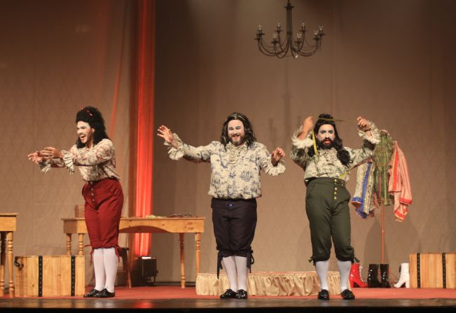 Quase 100 artistas se apresentaram no palco do Cine Teatro durante a 1ª Semana Cultural