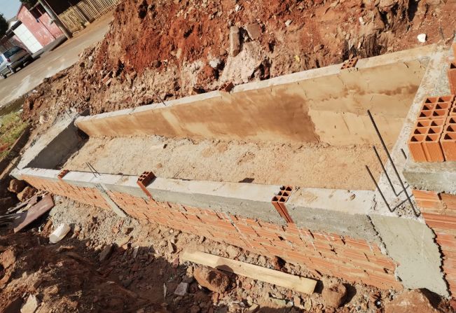 Avançam as obras de instalação do sistema de drenagem no Jardim Bela Vista