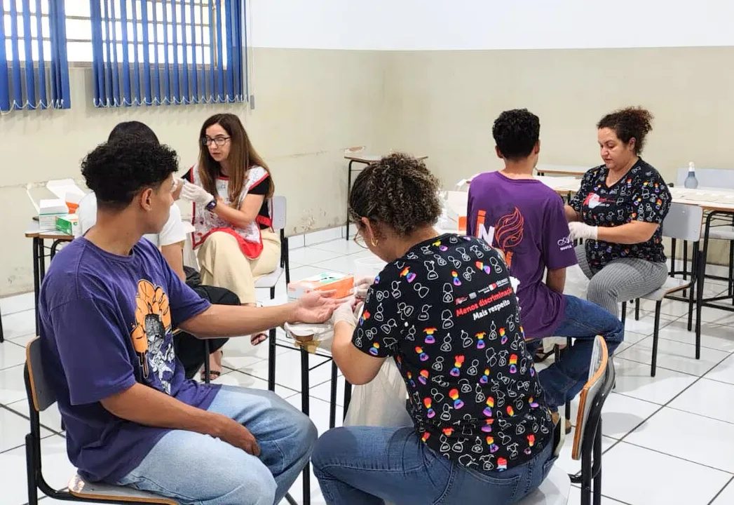 Ação do SAE/CTA leva prevenção, informação e acolhimento a 350 adolescentes do Projeto CARA