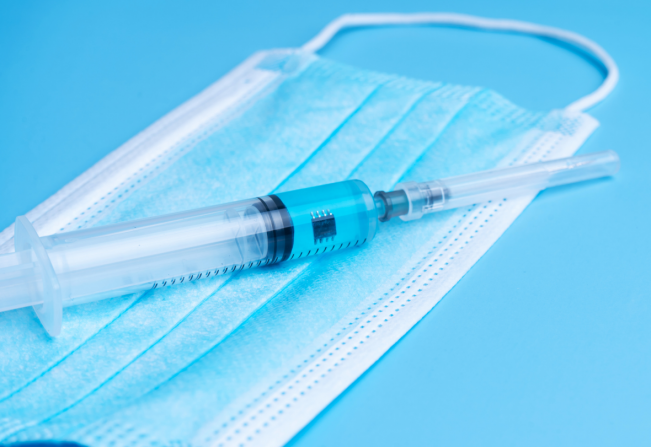 Profissionais da Saúde recebem 2ª dose da Astrazeneca nesta quarta