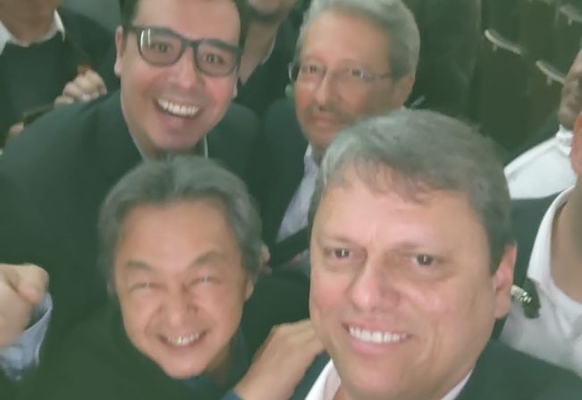 Prefeito Antian marca presença no evento de divulgação da nova tabela SUS do Estado de São Paulo