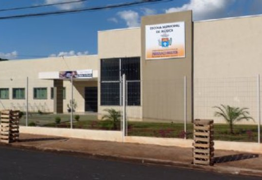 Escola Municipal de Música ajusta horários durante o período de contenção