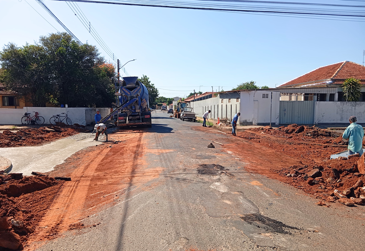 'XV de Novembro' com 'Nilo Peçanha' ganha sarjetões nas duas faces do cruzamento