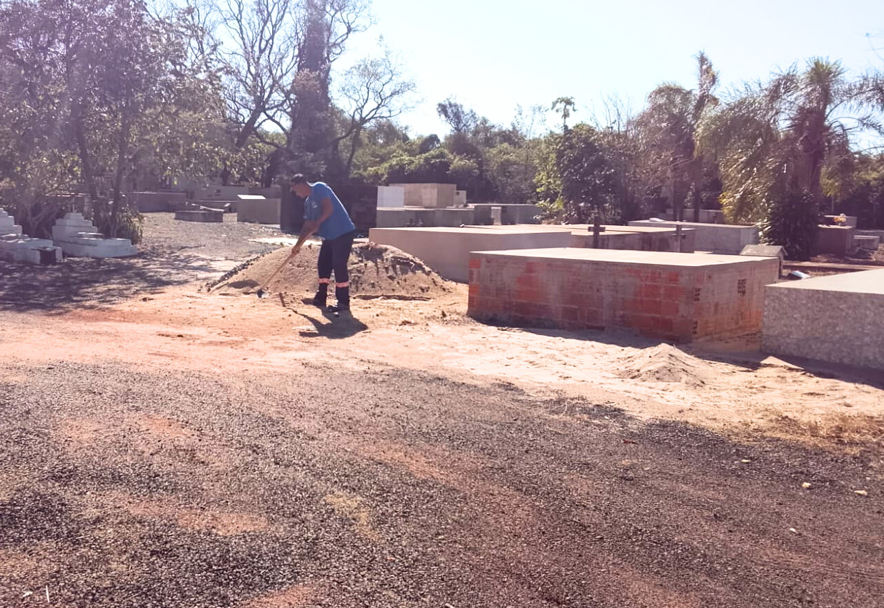 Continuidade da construção de jazigos garante ampliação do cemitério de Conceição