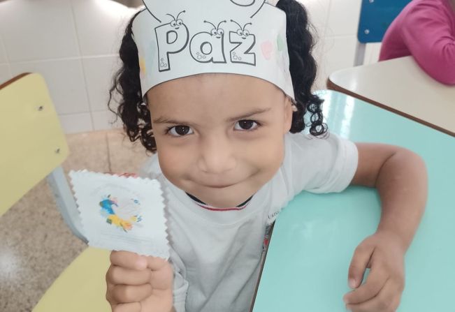 Departamento de Educação realiza movimento de paz nas escolas municipais