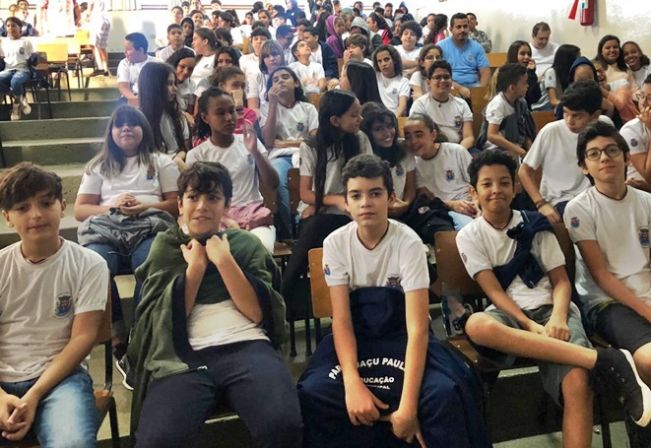 No mês de alerta aos perigos de acidentes de trânsitos, alunos da rede municipal têm atividades de educação para o trânsito