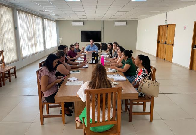 CAPS promove reunião sobre cuidados à mulheres vítimas de violência doméstica e familiar