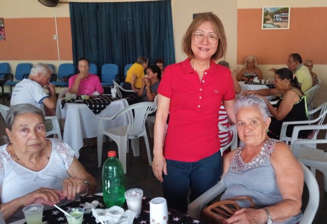 CCI encerra a Semana do Idoso com show de talentos e a participação de 160 frequentadores