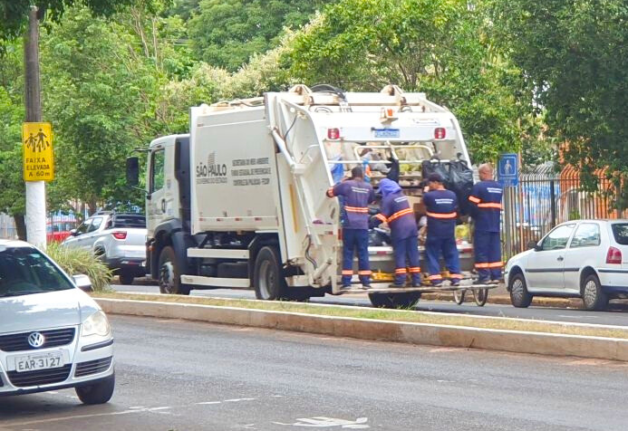 Atenção para a coleta de lixo durante os feriados em Paraguaçu Paulista