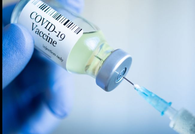 Covid: Paraguaçu segue com vacinação de profissionais da Saúde e idosos