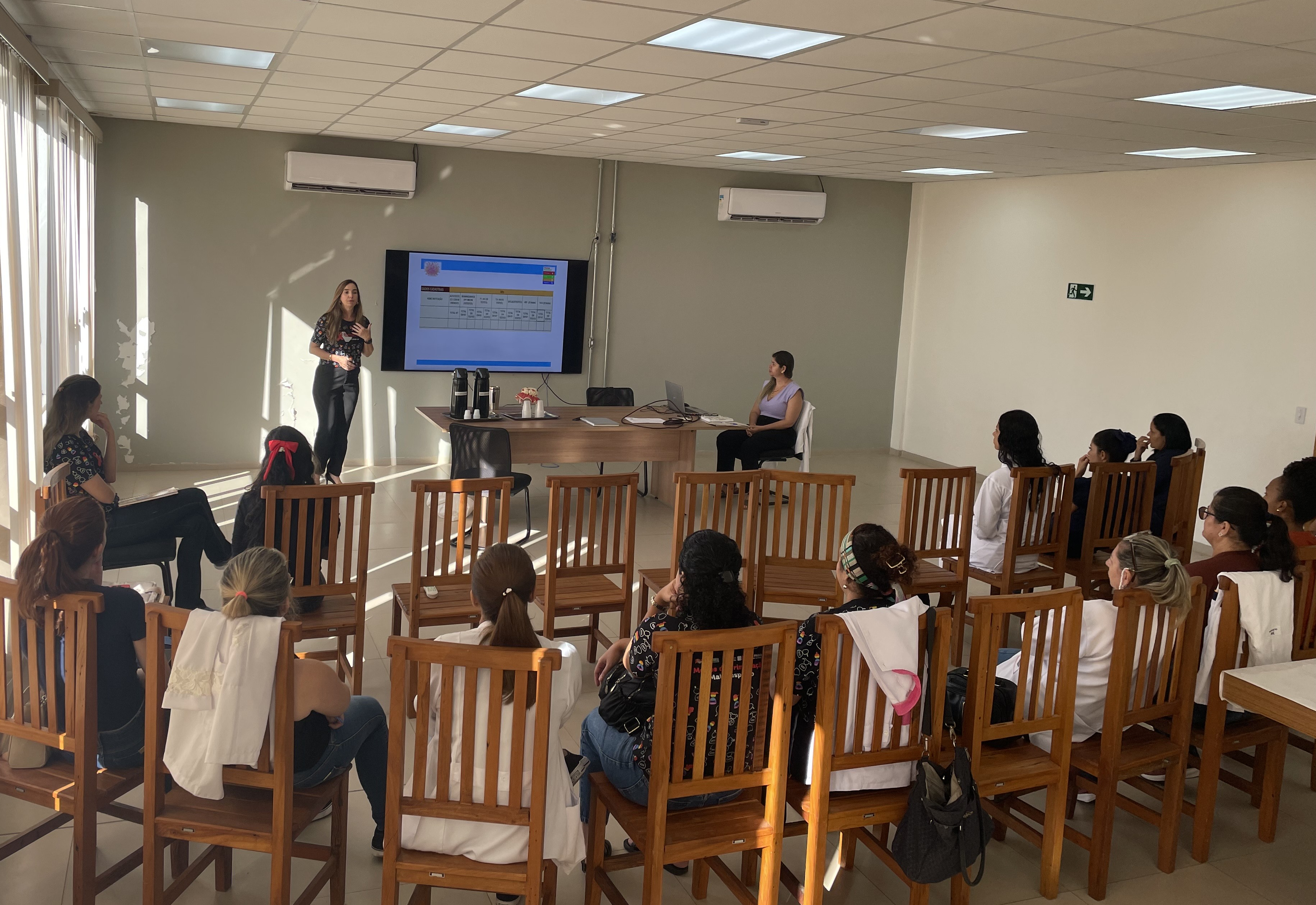 Capacitação de Profissionais em Testes Rápidos de Infecções Sexualmente Transmissíveis