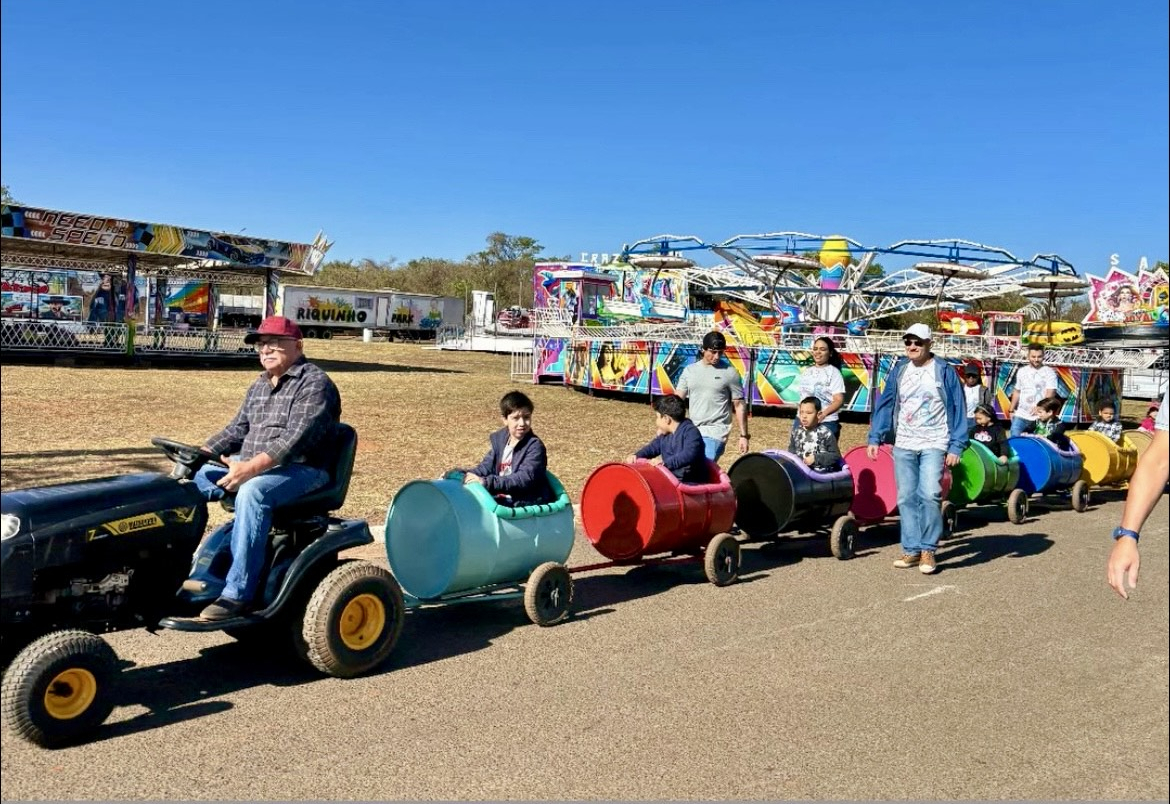 Clínica TEA de Paraguaçu Paulista Garante a Inclusão de Crianças do Espectro em Espaço Adaptado na Expo Paraguaçu 2025
