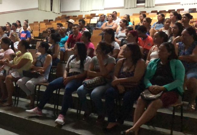 Contratados pela Frente de Trabalho da Prefeitura têm capacitação sobre autoestima