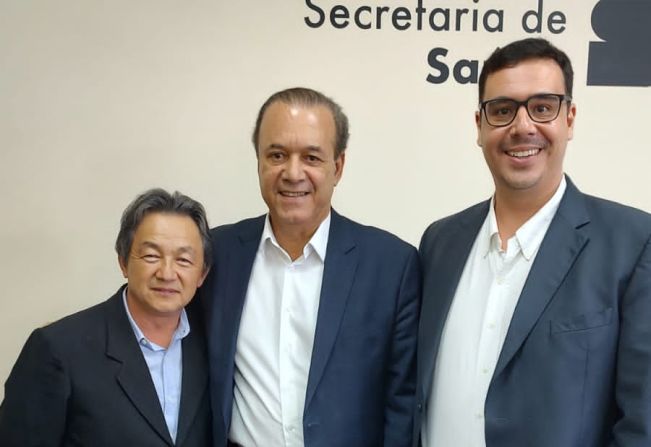 Prefeito Antian participa de audiência com Secretário de Estado da Saúde sobre o Hospital Regional de Assis