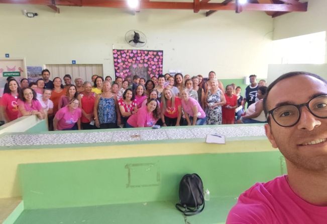 ESF Vila Nova VI encerra Outubro Rosa com evento especial