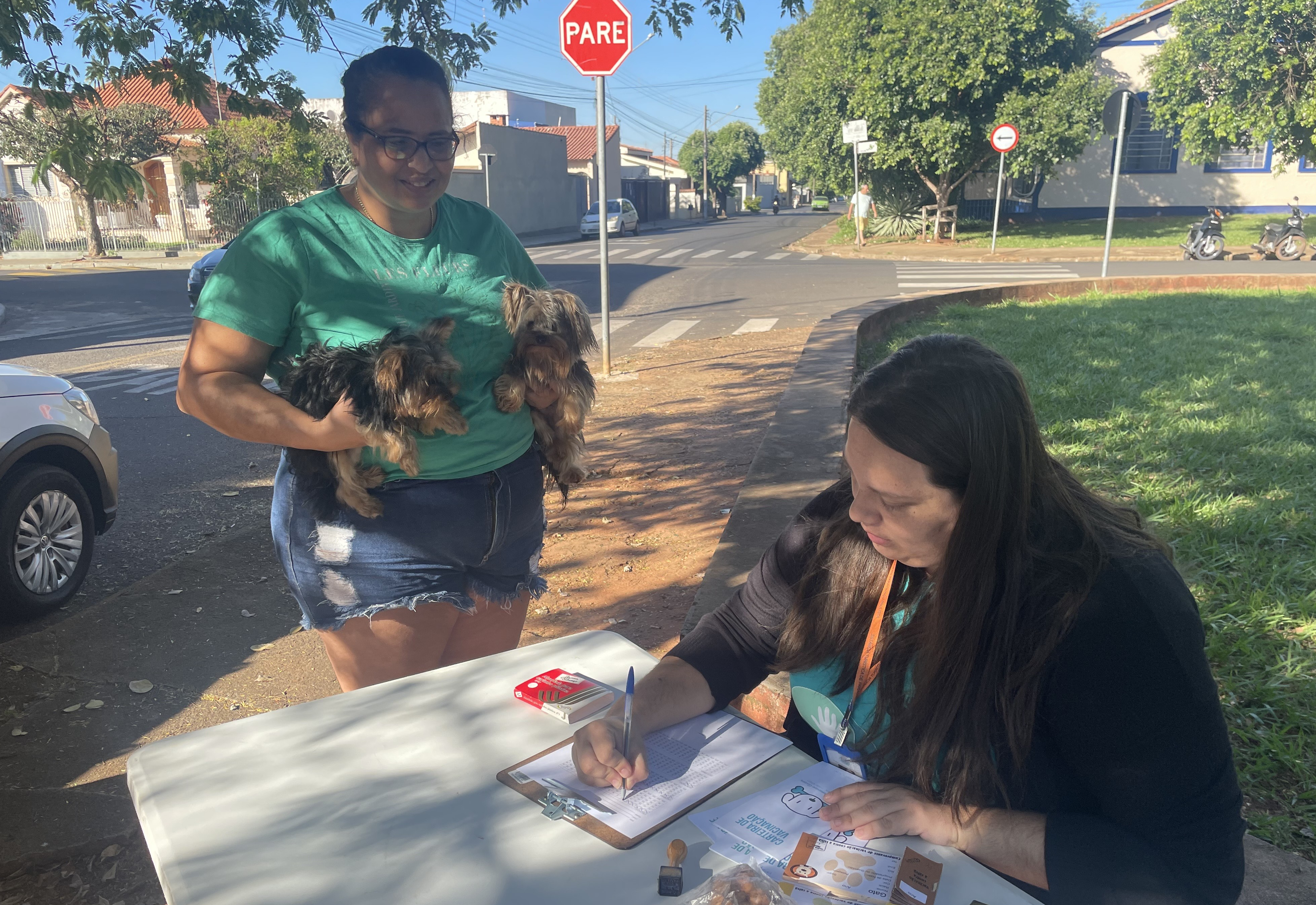 Dia de Vacinação Antirrábica já começou e tem grande procura em Paraguaçu Paulista