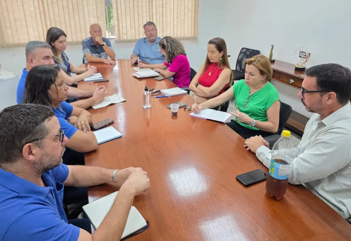 Prefeitura alinha nova edição da campanha Paraguaçu Contra a Dengue e reforça alerta à população