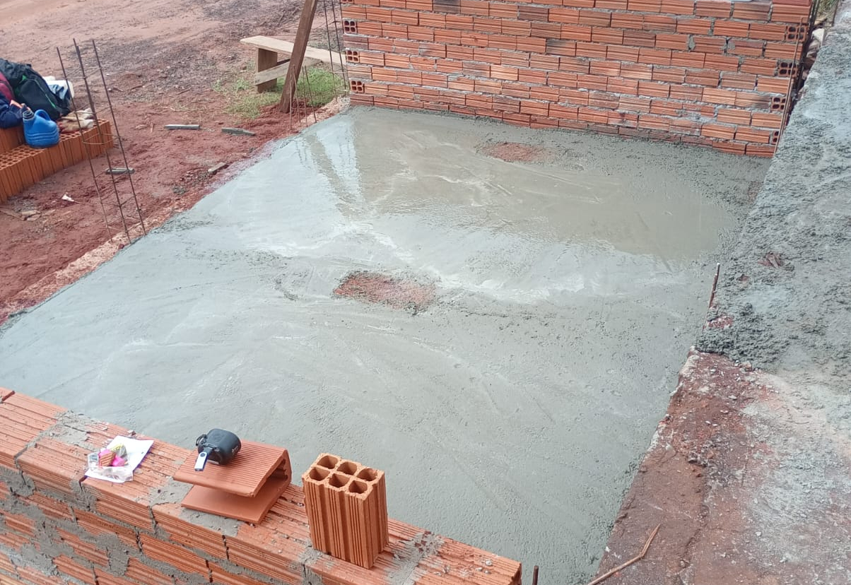 Prefeitura investe em coleta segura de óleo usado na oficina mecânica