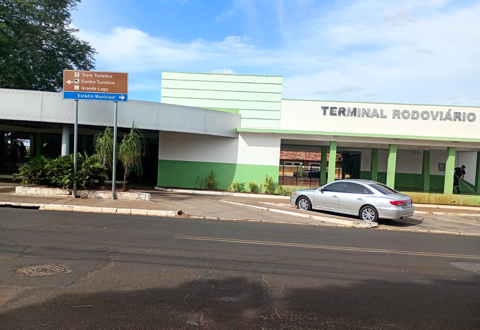 Limpeza na Rodoviária é feita diariamente, no entanto, a segurança sanitária depende também dos usuários