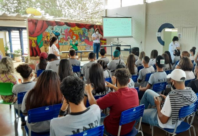 Saúde retoma atividades de prevenção de ISTs em escolas